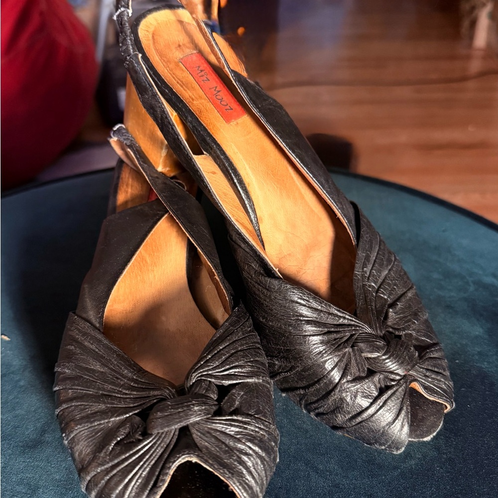 🖤 Miz Mooz 🖤 Black Leather Sandals Slingback Heels Wooden Soles 7 1/2 Veronica